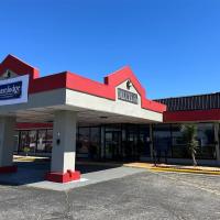 Travelodge by Wyndham Lumberton, hotel near Lumberton Municipal Airport - LBT, Lumberton