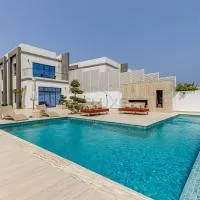 Villa with Private Pool, Near Reef Oasis Diving Center And Just Minutes from Address Beach Resort, Al Dana Island, Fujairah, отель в Фуджейре