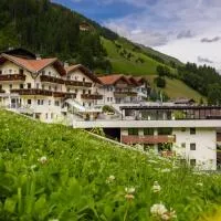 Apparthotel Sonnwies، فندق في سيلفا دي موليني