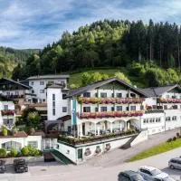 Panoramahotel Gürtl, hotel en Haus im Ennstal