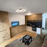 EastWest Nest Sarajevo, hotel en Vogošća
