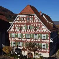 Altes Pfarrhaus Hotel und Restaurant, hotel en Bad Überkingen