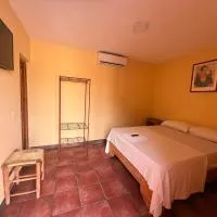 Hotel Loro Tuerto, hotel in Santa Cruz de Barahona