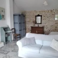 Charming pied-à-terre, hotel a Vieux-Ruffec