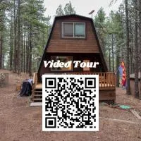 Grand Canyon Gateway Cabin with 1 Acre Pine Retreat near Rt 66, ξενοδοχείο σε Williams