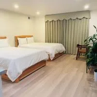 Live Flight Radar Private Room Near SFO with Free Parking: San Bruno şehrinde bir otel