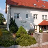 Hotel & Pension Aßmann, hotel sa Hochkirch