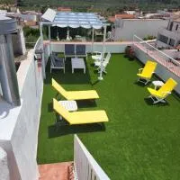 Casa de pueblo, entre mar y montaña, con spa. Plaza Mayor, hotel i Sant Jordi