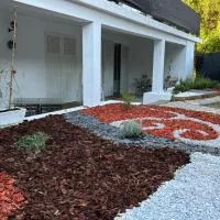 Appartement entrée privative, terrasse et jardin, hotel v destinaci Châtillon-sur-Indre