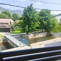 Apartman Travnik, hotel di Travnik
