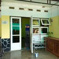 NEW OLIVIA Homestay, viešbutis mieste Ketapang
