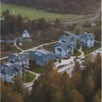 Ura e Kovacit Resort & Agrotourism, hotel en Voskopojë