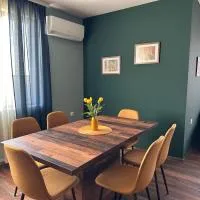 Vyara apartments 56, hotel a Varna