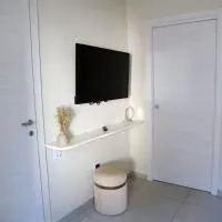 Zibakhome, hotel em Monte di Procida