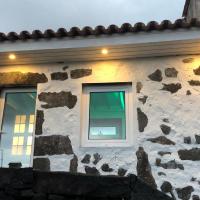 Ferreiro do Cabeço House, hotel perto de Aeroporto da Ilha do Pico - PIX, Bandeiras