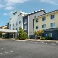 Fairfield Inn and Suites by Marriott South Boston, viešbutis mieste Saut Bostonas