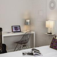 巴黎伏吉拉爾酒店，巴黎的飯店