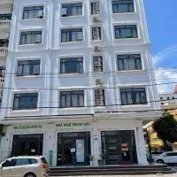 Khách Sạn Trung Hậu, khách sạn ở Móng Cái