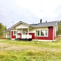 Polar Night Wooden House with Sauna – hotel w mieście Sodankylä
