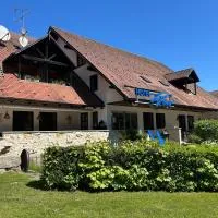 Hotel Zum Forst، فندق في Kranzberg