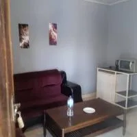 Cutting Edge Guest House, Hotel in Lamin