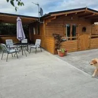 Nellies Cottage B&B & Log Cabins, hotel i Kilcogy