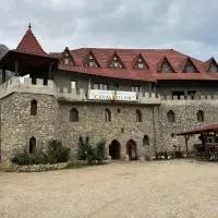 Castel Templul Cavalerilor, hotel a Vălişoara