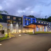 Holiday Inn Express & Suites Pittsfield-Lenox-Berkshires by IHG, hotel u gradu 'Pittsfield'