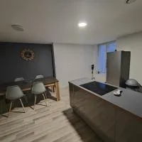 Maison de ville spacieuse, hotel em Dammartin-en-Goële