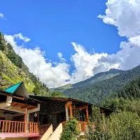 Reenush Homestay、Haripūrのホテル