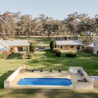Chez Vous Villas Pokolbin, hotel near Cessnock Airport - CES, Pokolbin