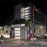 Hampton by Hilton Liverpool John Lennon Airport, hotel sa Speke