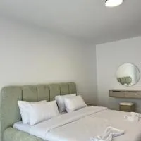 BT Apartments, hotel a Zajmovo