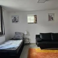 Flat Bangoua, hotel v destinaci Abstatt