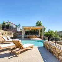 Elena's Sunset Villa, ξενοδοχείο σε Piryiótika