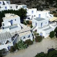 Porto Sikinos Hotel โรงแรมในAlopronia