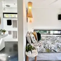 Quenda Guesthouse، فندق في Hovea