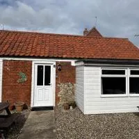 Holly cottage, hotell i Catfield