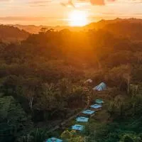 Jaguar Creek, hotel din Good Living Camp