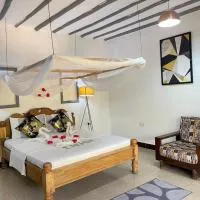 Zanzllywood Uroa Beach Apartments, hotel em Dikoni