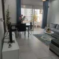 Magnifique appartement avec vue dégagée, près de l'aéroport et parking privé, hótel í Ariana