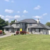 Ballyhourode House B&B, hotel i Dún ar Aill