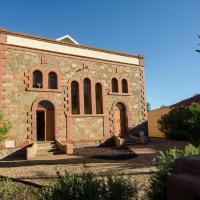 Broken Hill Outback Church Stay: Broken Hill, Broken Hill Airport - BHQ yakınında bir otel