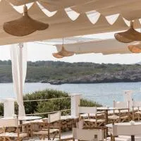 Beach Club Menorca, ξενοδοχείο σε Son Parc