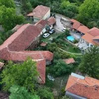 House Seoska OAZA, hotel en Crnoklište