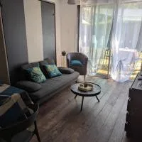Au coeur des rias, studio Bélon, proche de la mer, hotel v destinaci Moëlan-sur-Mer