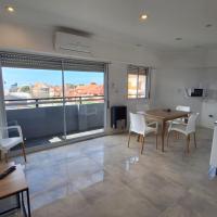 Departamento 3 ambientes a 3 cuadras de la playa con parrilla, hotel em Mar del Plata