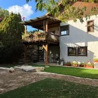 אירוח בכפר ורדים גברת פלפלת, hotel in Kefar Weradim