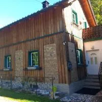 Altes Forsthaus am Bach、アルタウスゼーのホテル