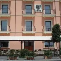 Palazzo Foti Hotel、クロトーネのホテル